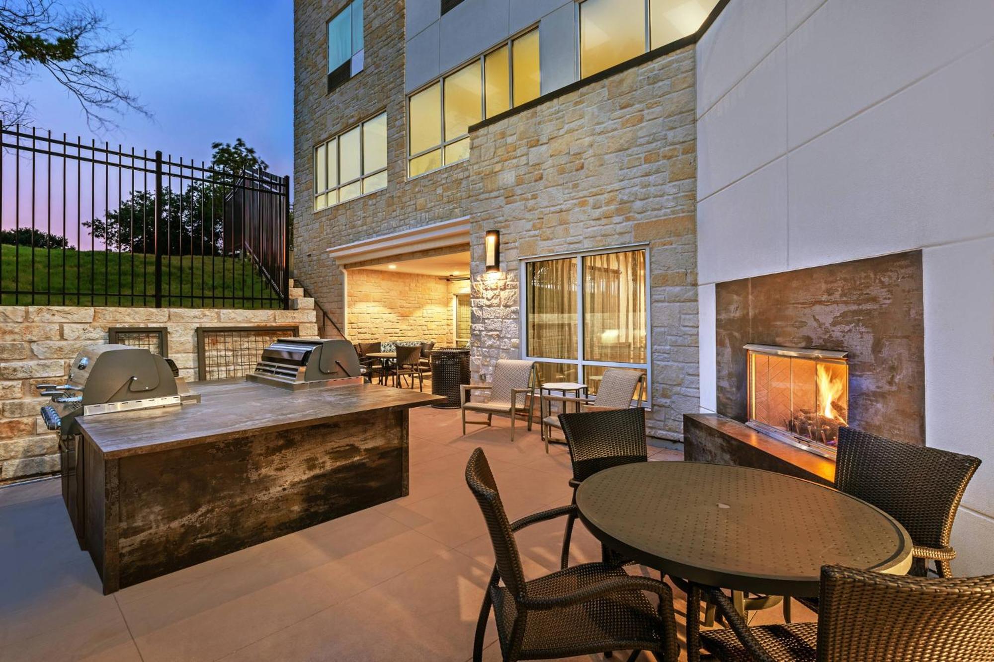 Towneplace Suites By Marriott Austin Northwest The Domain Area Esterno foto