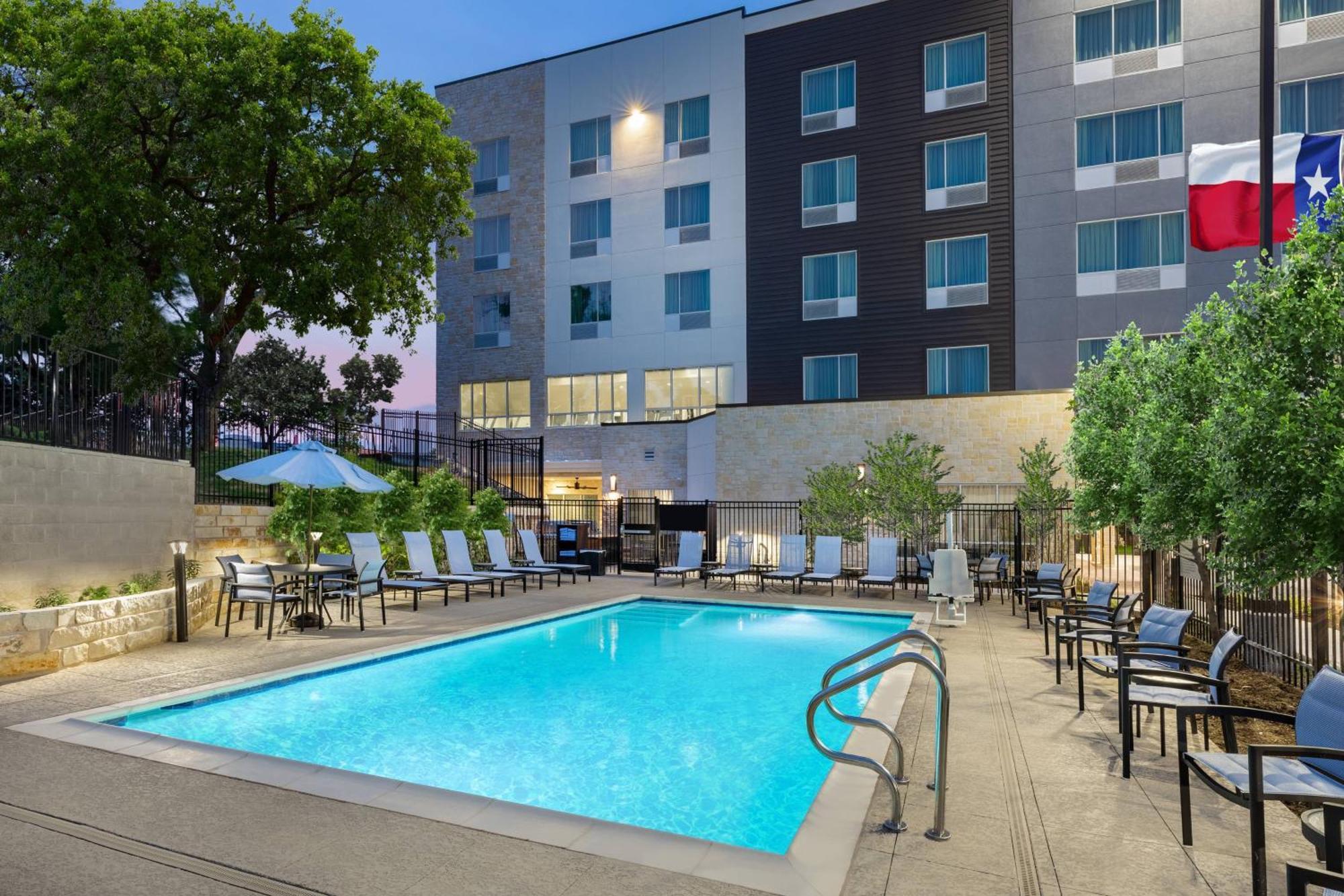 Towneplace Suites By Marriott Austin Northwest The Domain Area Esterno foto